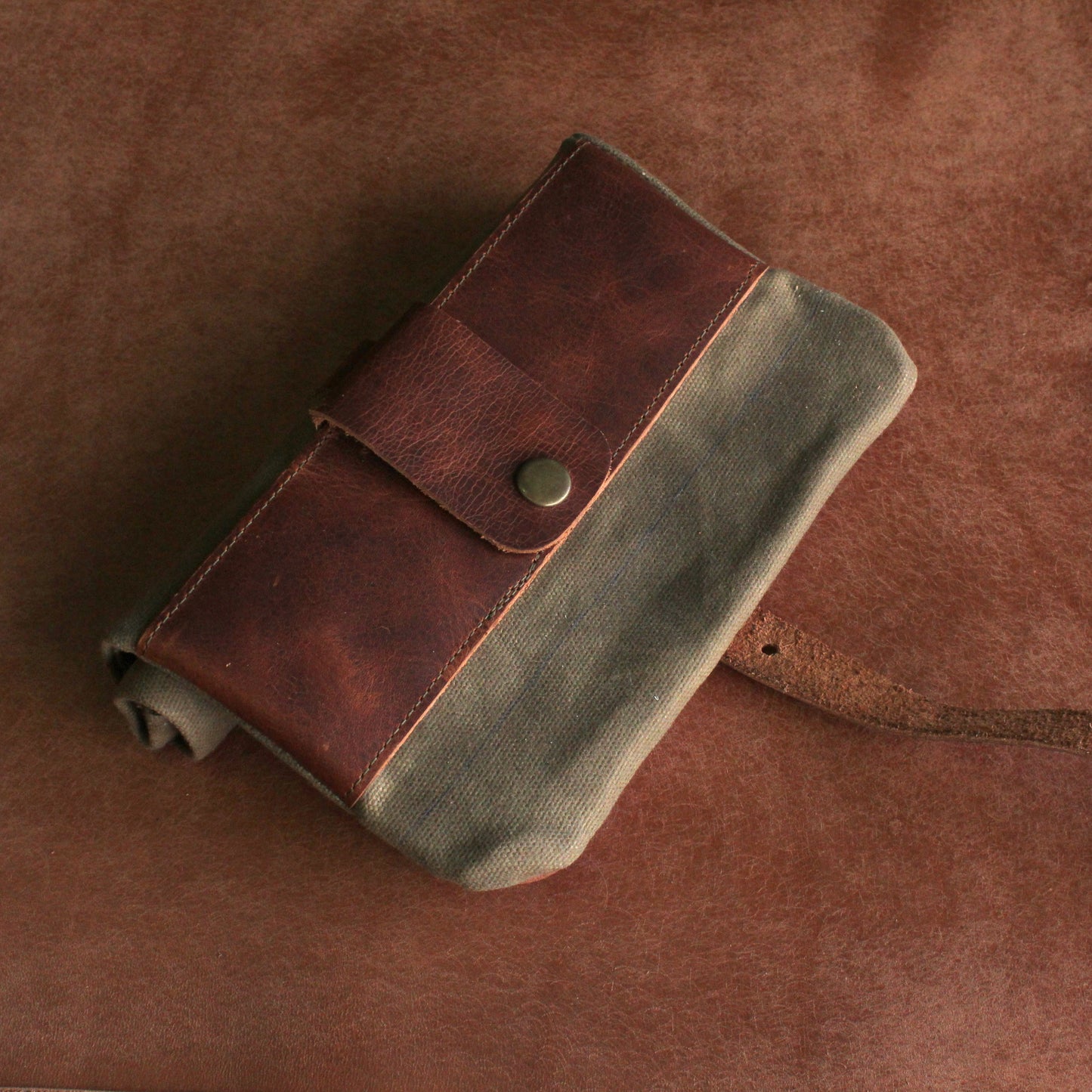 Deri ve Kanvas Kamp Kesesi Coffee Leathers