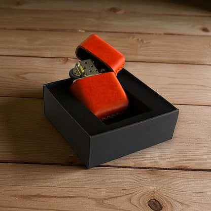 Kişiye Özel El Yapımı Deri Kılıflı Zippo Tarzı Çakmak – Hediye & Özel Günler