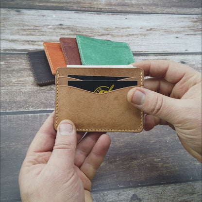 El Yapımı Minimalist Deri Kartlık – Sip